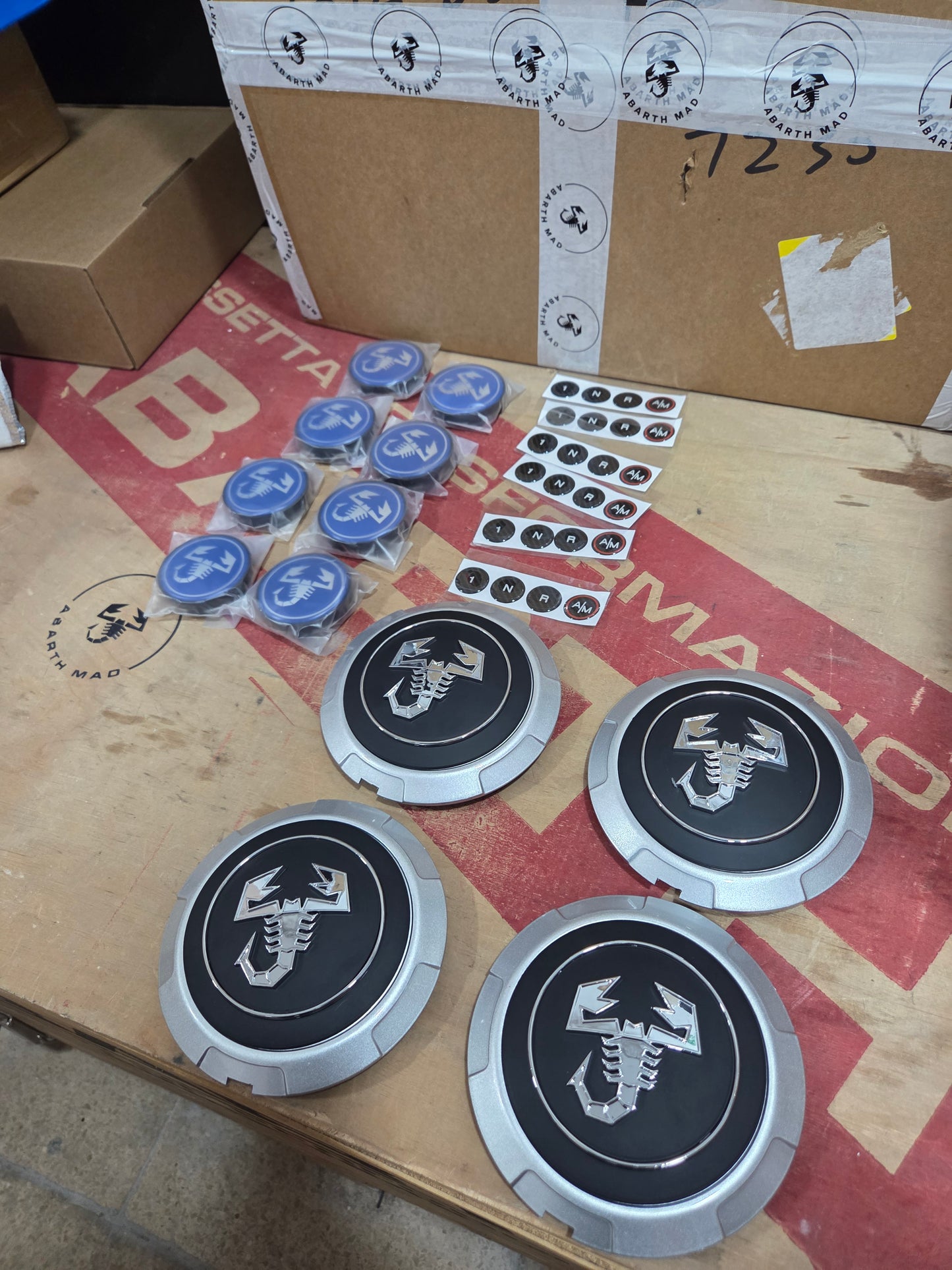 Abarth Kit Tapacubos llantas (4pcs) ORIGINALES OEM (varios colores)