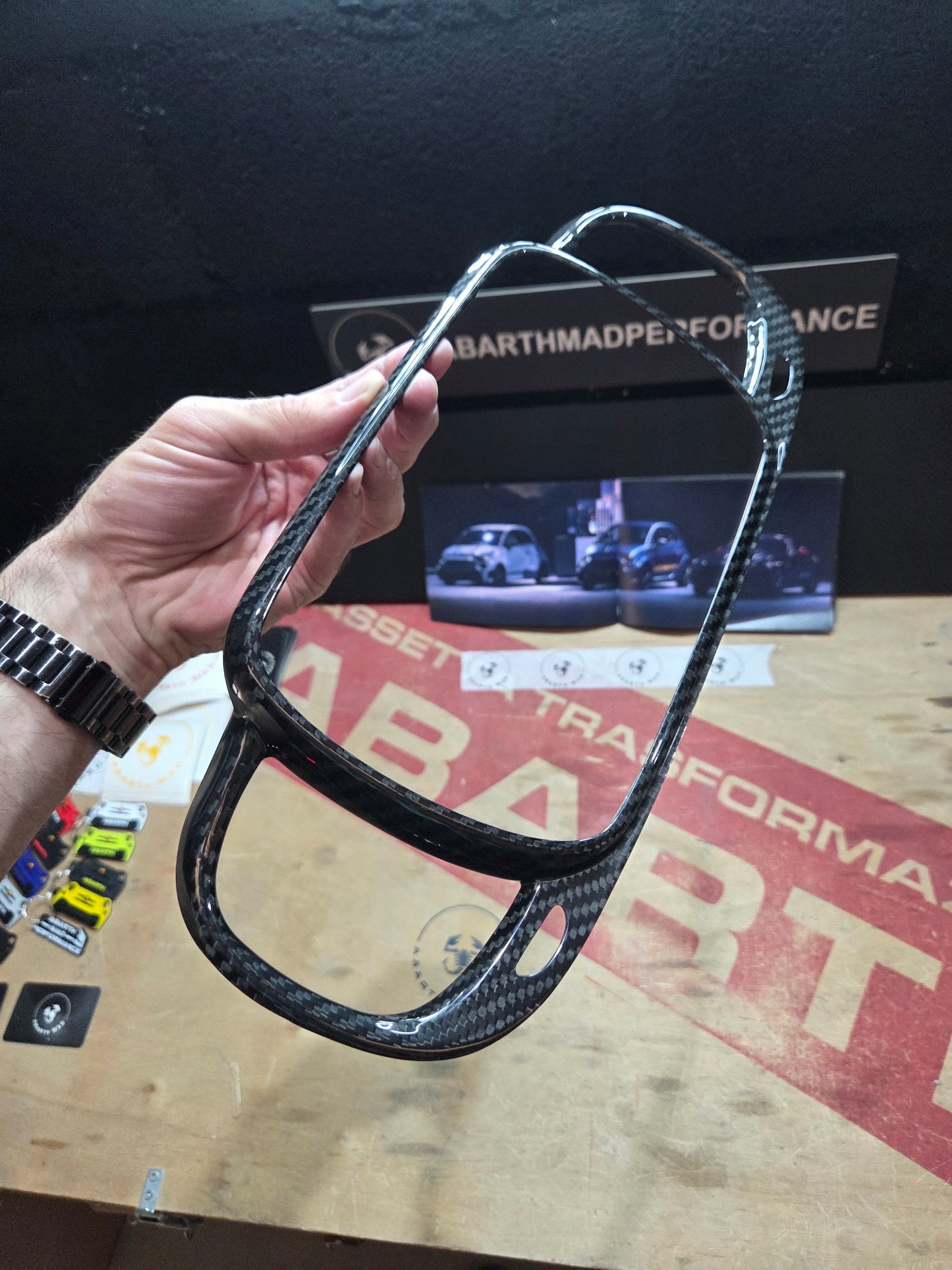 Abarth 2016+Carbon Fiber Restyling Nav Pantalla 7" Screen + Aireators Surround Cover