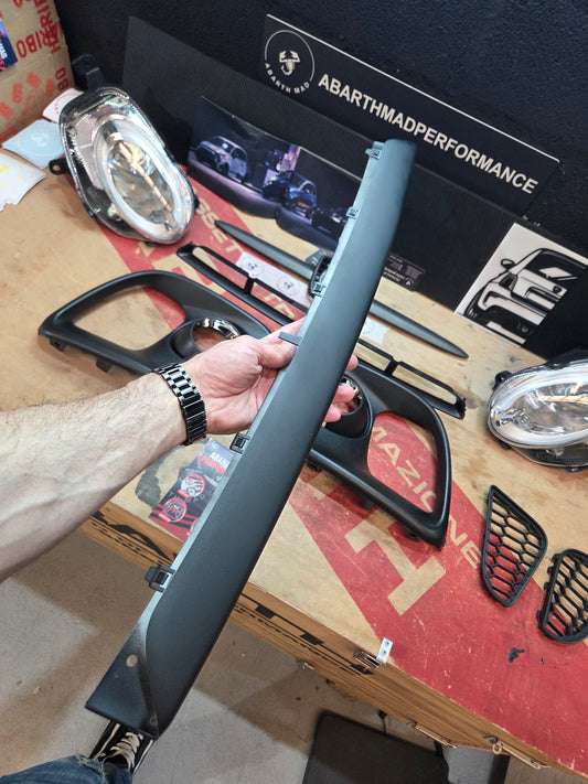 Labbro Anteriore Competizione OEM OEM Abarth Labbro Anteriore Grigio Antracite