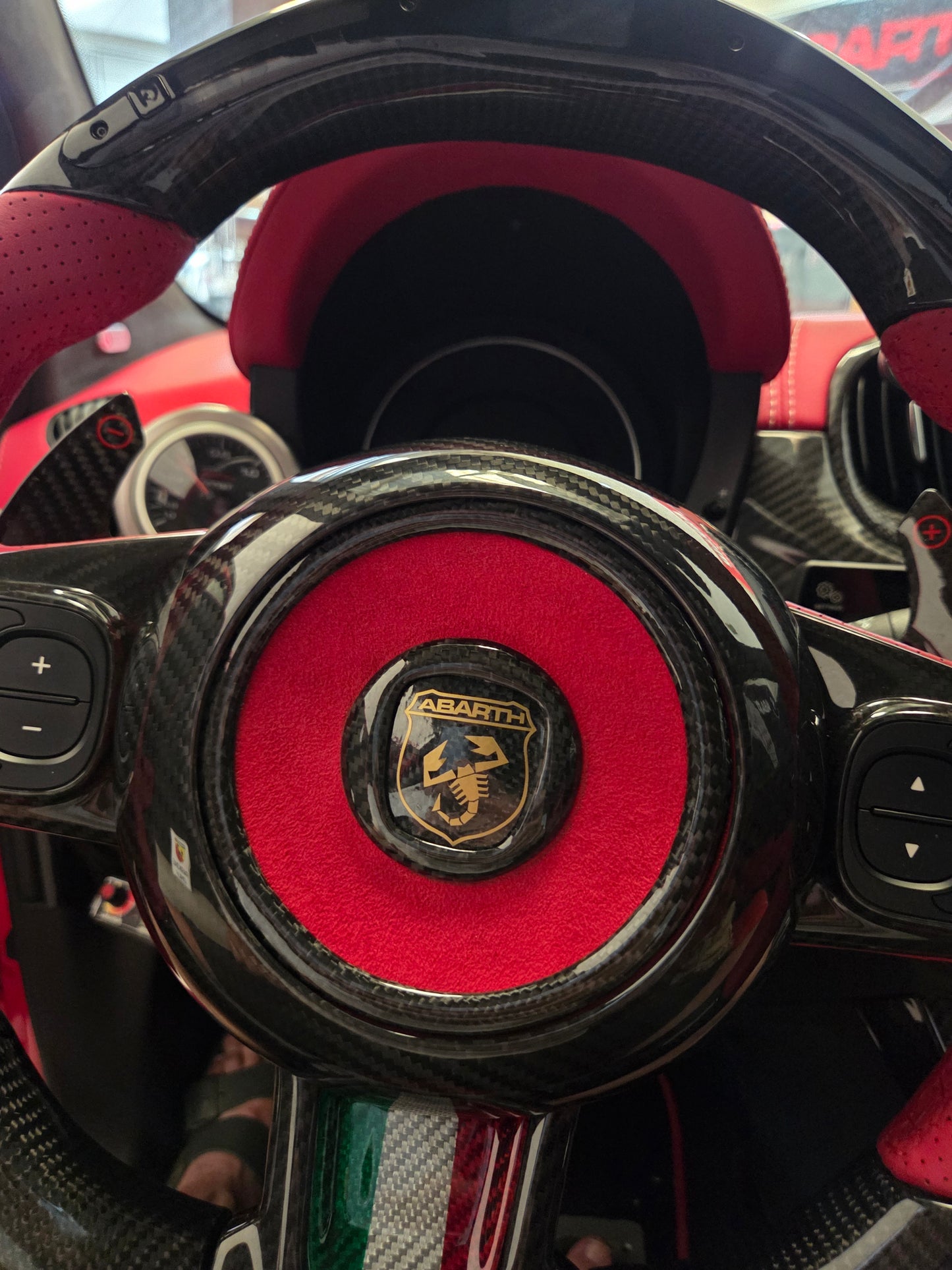 Abarth 2016+ Restyling Carbon Fiber Airbag Steering Wheel Cover Fibra de Carbono Volante