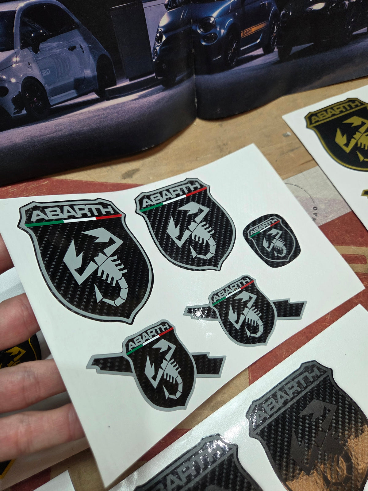 Abarth 500 Carbon Kit Logos Vinilo Emblemas Copri (5 vinilos)