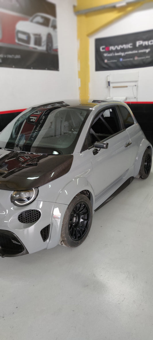 Abarth 500 Wide Side Skirts Taloneras tipo Biposto y 70th aniversario