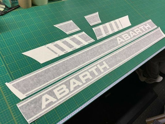 Striscia laterale originale Abarth OEM