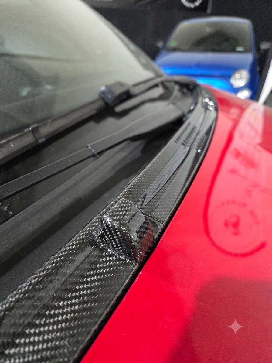 New!! Abarth 500 LHD Carbon Fiber 100% Real Cover Windshield Vierteaguas Cubierta Fibra de Carbono