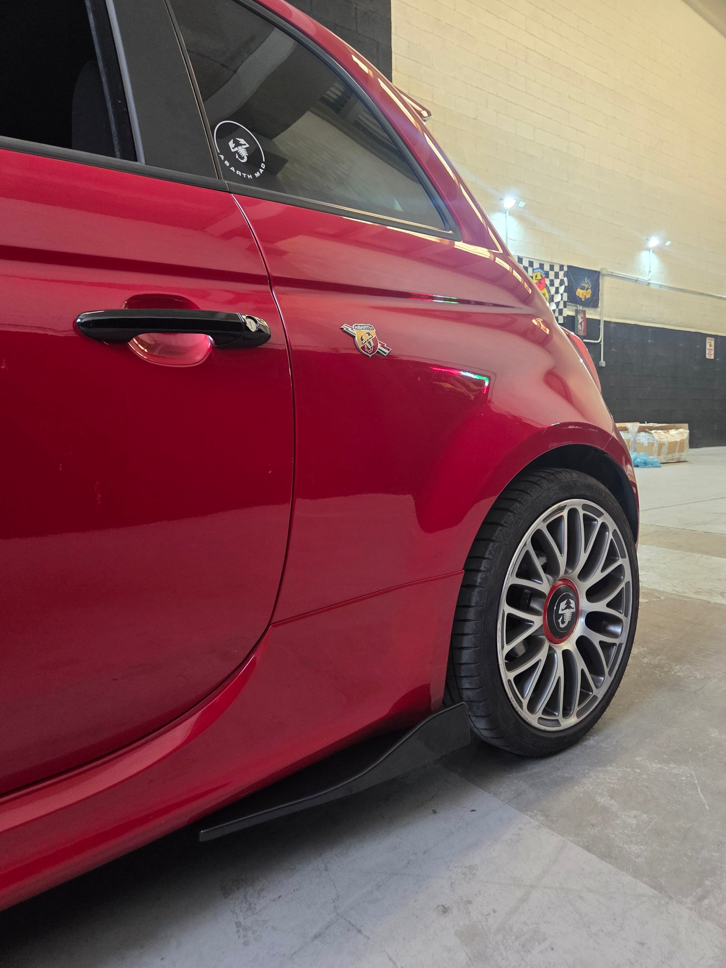 Abarth Fiat Side Skirt Fin Black or Carbon Look Taloneras Añadido Lateral