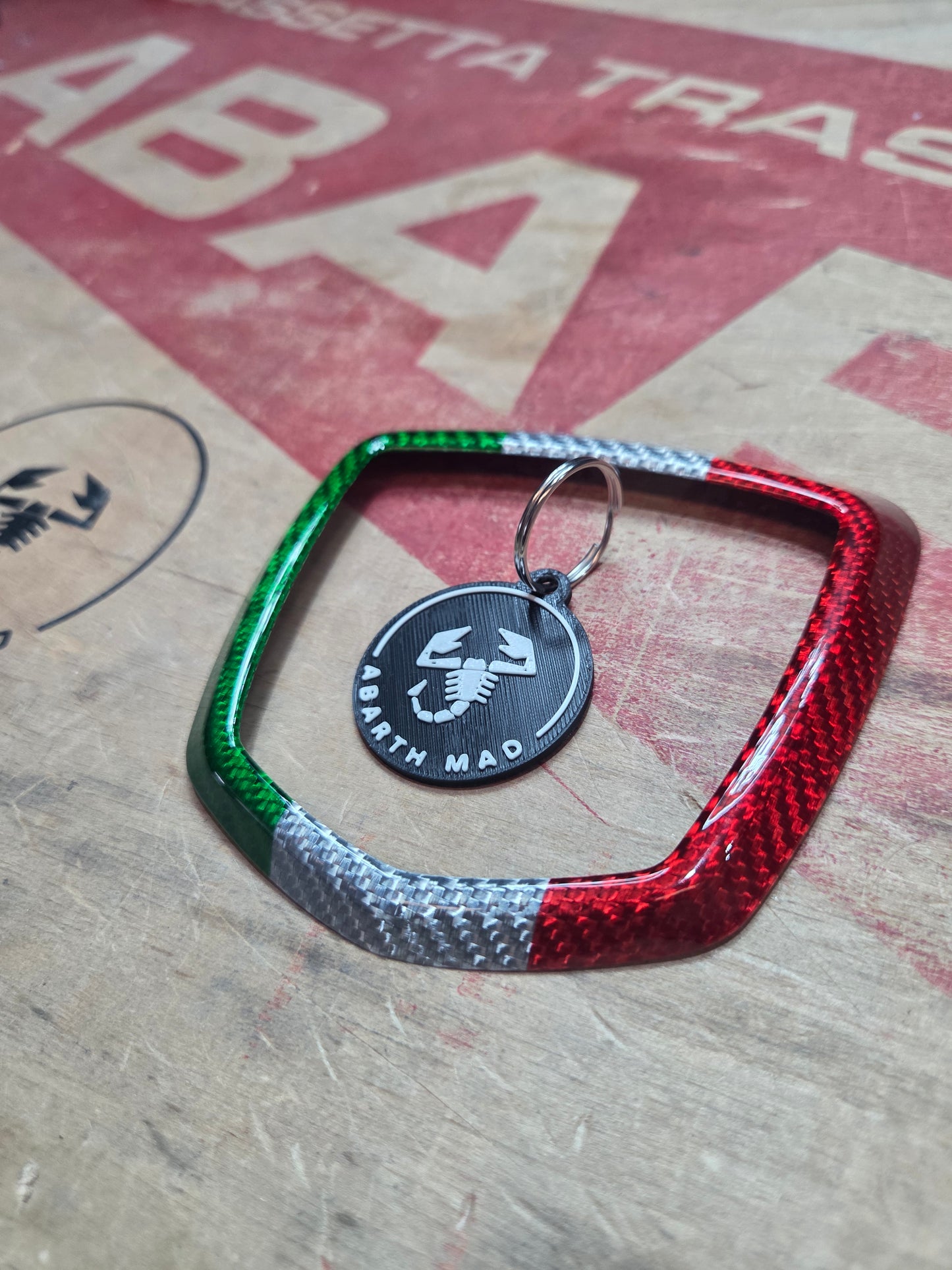 Abarth Cover Emblema Trasero Carbono Italia 🇮🇹 Rear Emblem