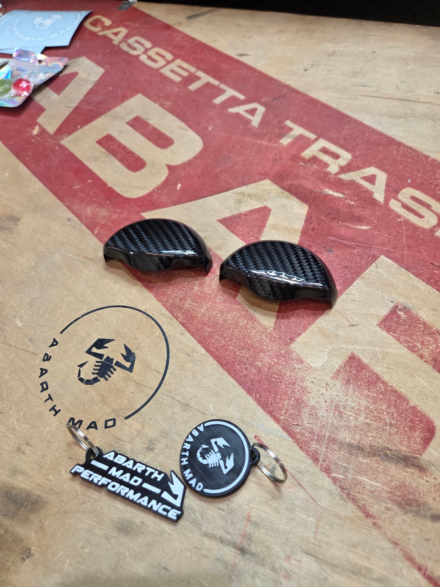 Abarth 500 595 695 Cover Tornillo Cinturón 100% Real Seatbelt Screw Holder