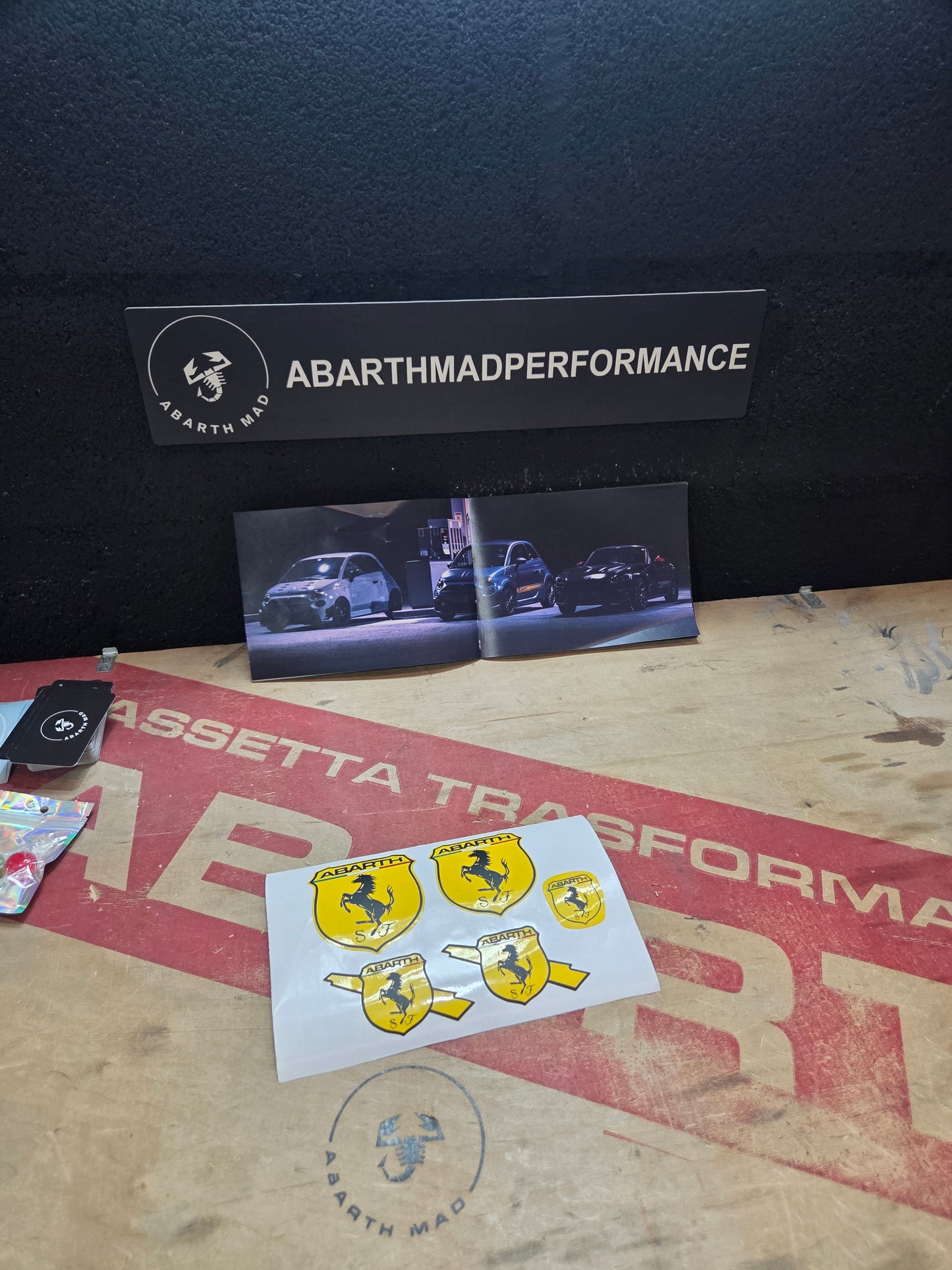 Abarth Kit Logos Ferrari 5 piezas Vinyl Sticker Pegatinas