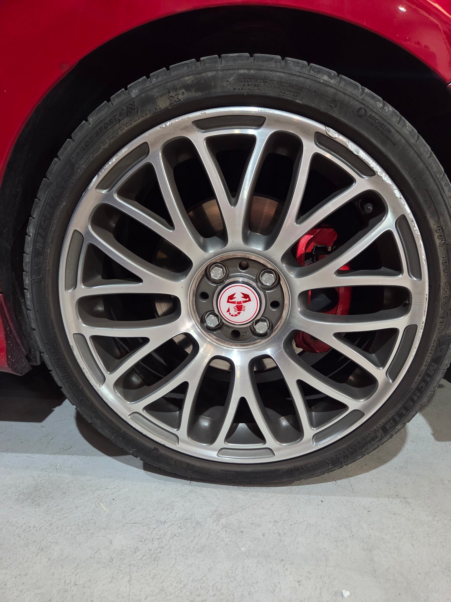 Cover Tapa Tornillos Llantas Bolts Wheels Nuts Cup ABS (16uds)