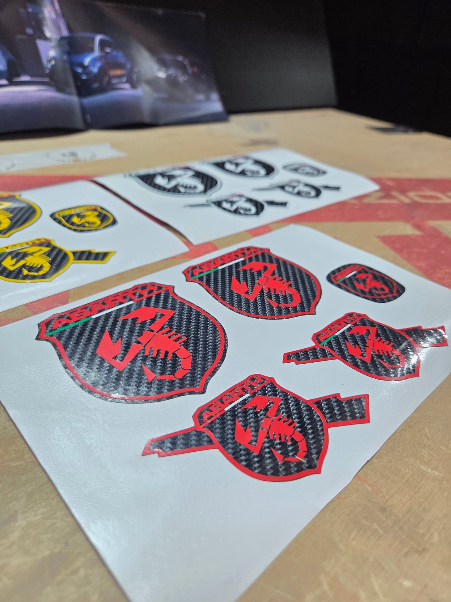 Abarth Carbon Kit Logos Vinilo Emblemas Copri (5 vinilos)