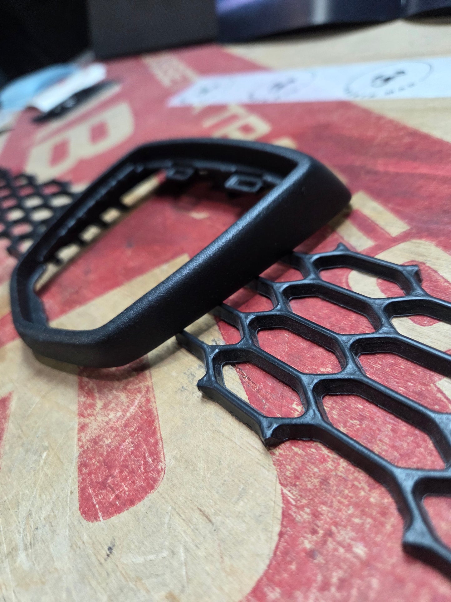 Abarth Racing Emblema Frontal Logo Front Race Set + Rejilla Grill 🏁