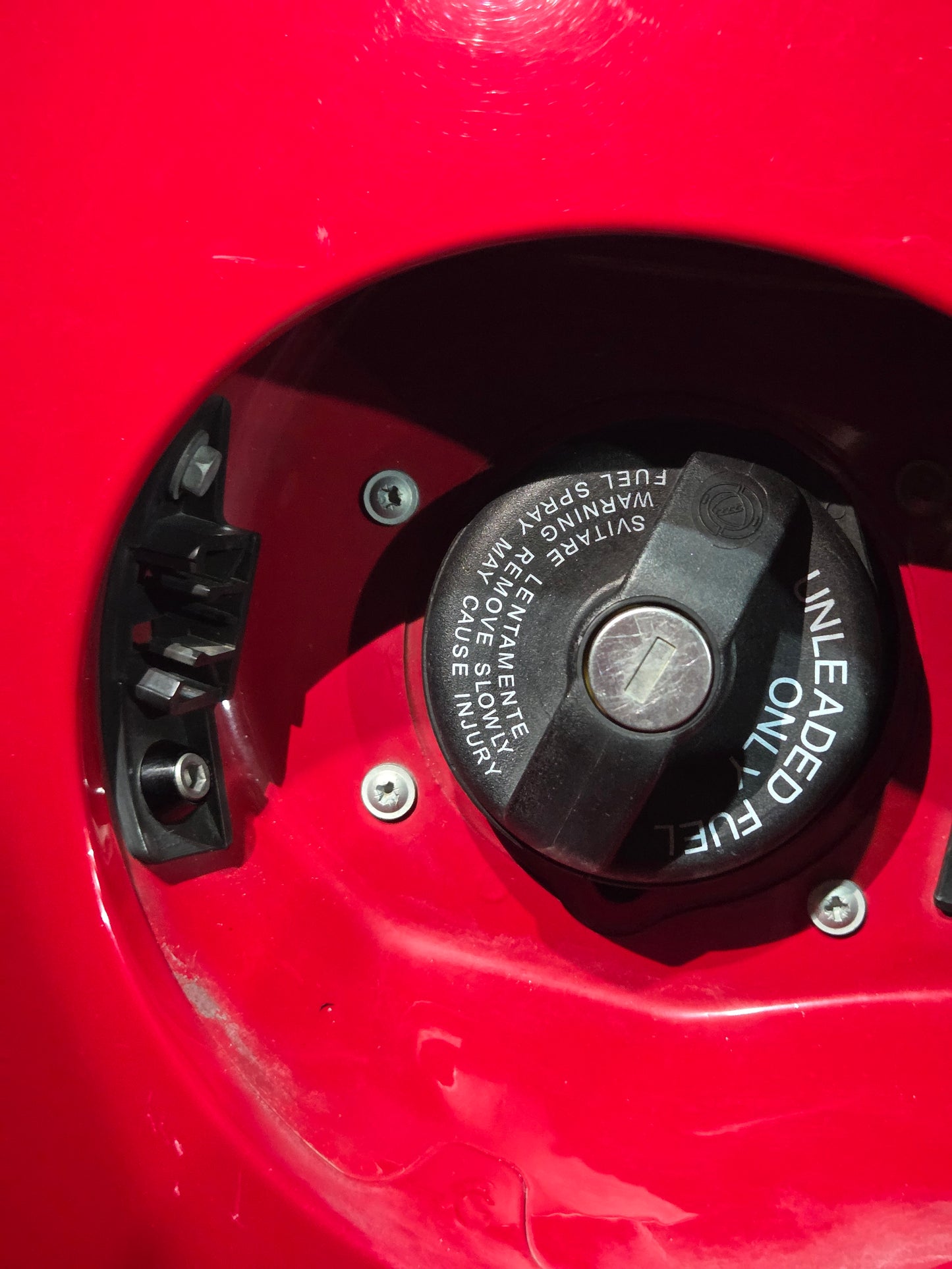 Abarth Kit Tornillería Bolt (2) Tapa Fuel Depósito Gasolina + Arandela