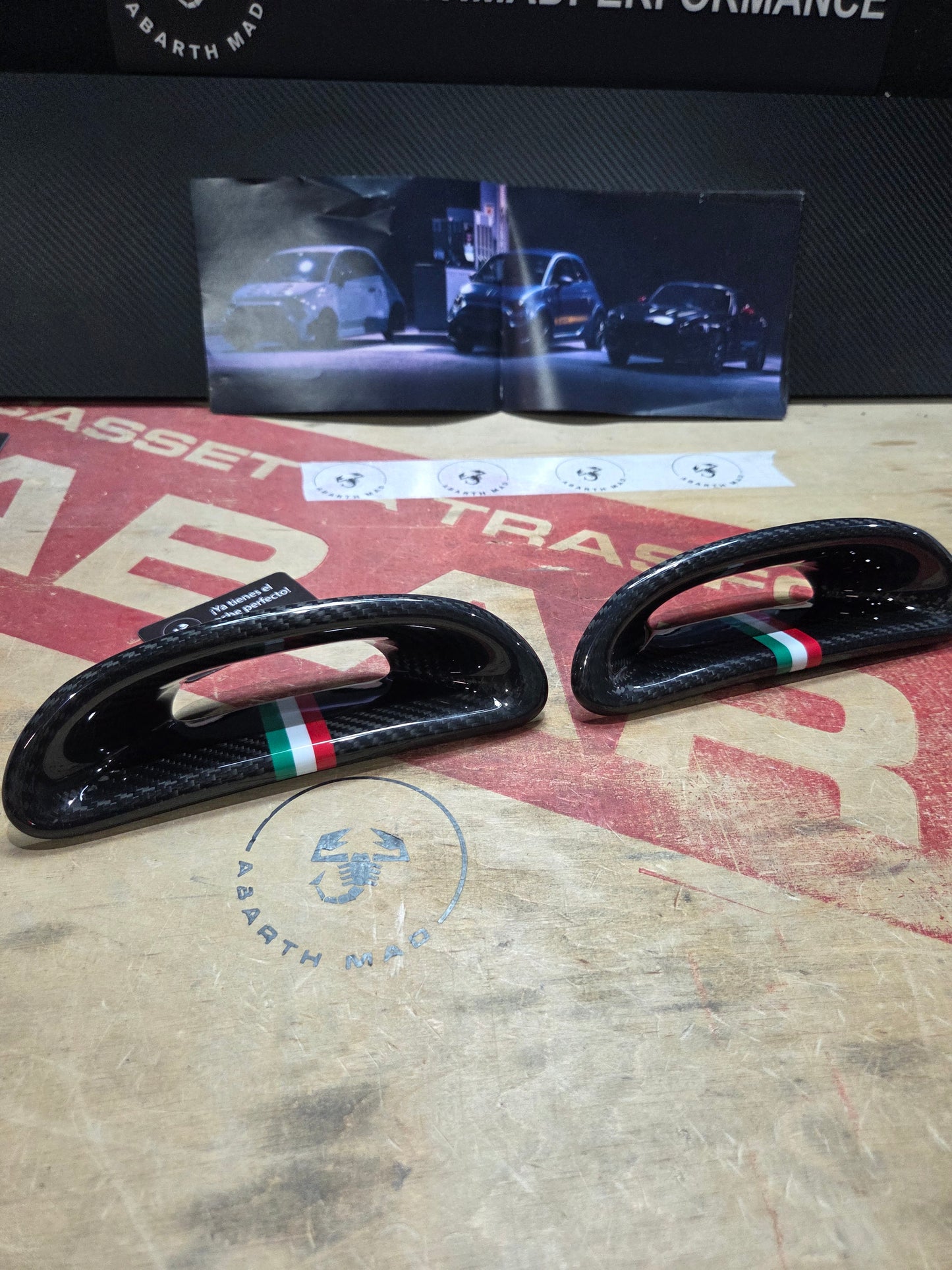 Abarth Fibra de Carbono Cover Reposacabezas Asientos OEM No Sabelt Headrest Seats (4 piezas)