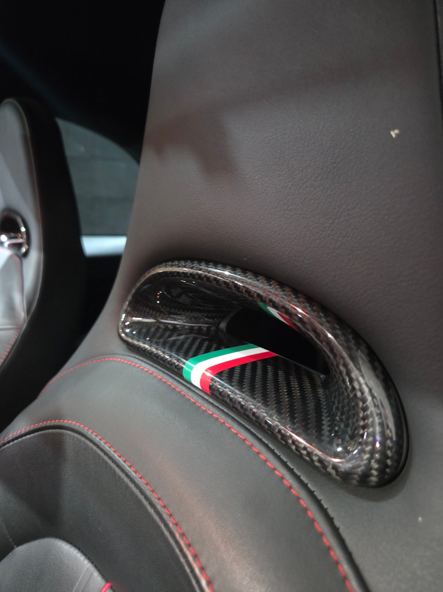 Abarth Fibra de Carbono Cover Reposacabezas Asientos OEM No Sabelt Headrest Seats (4 piezas)