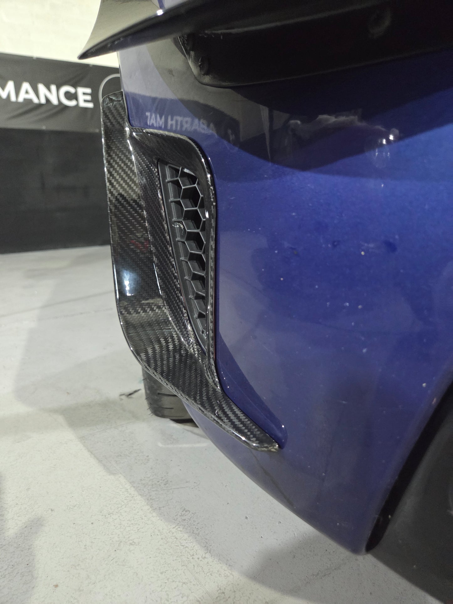 Abarth 2016+ Restyling Carbon Fiber Flap Canard Side Grille Extreme Rejilla Lateral Alerones