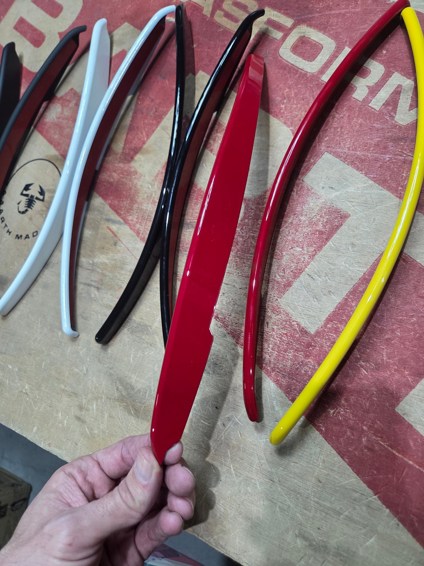 Abarth 500 595 695 Cover ABS Rear Arches Mudflaps Paso rueda trasero Guardabarros