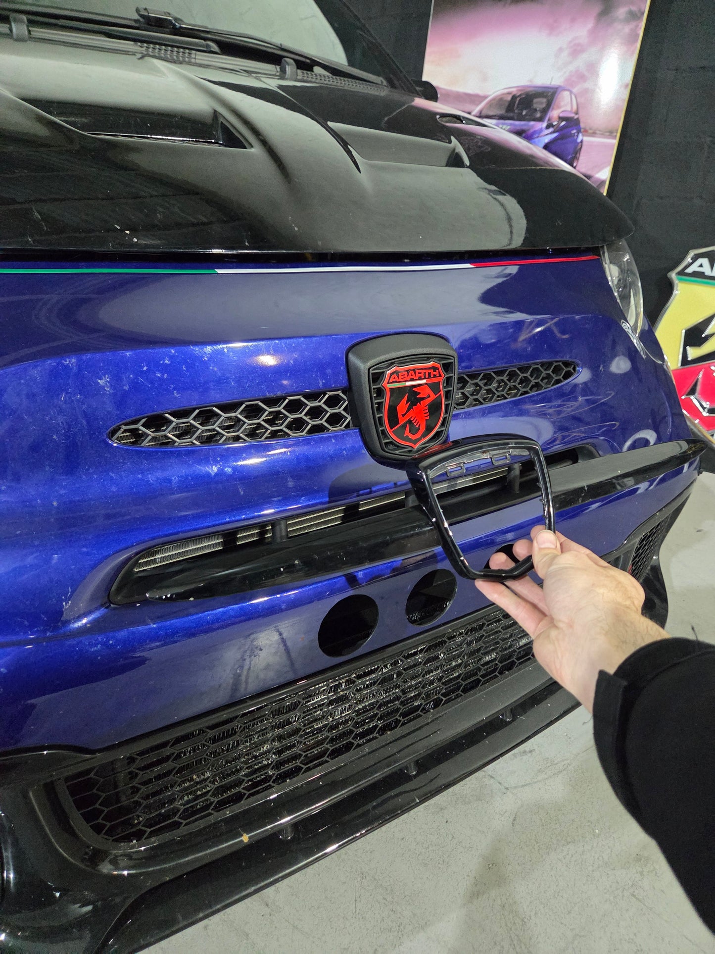 Abarth Racing Emblema Frontal Logo Front Race Set + Rejilla Grill 🏁