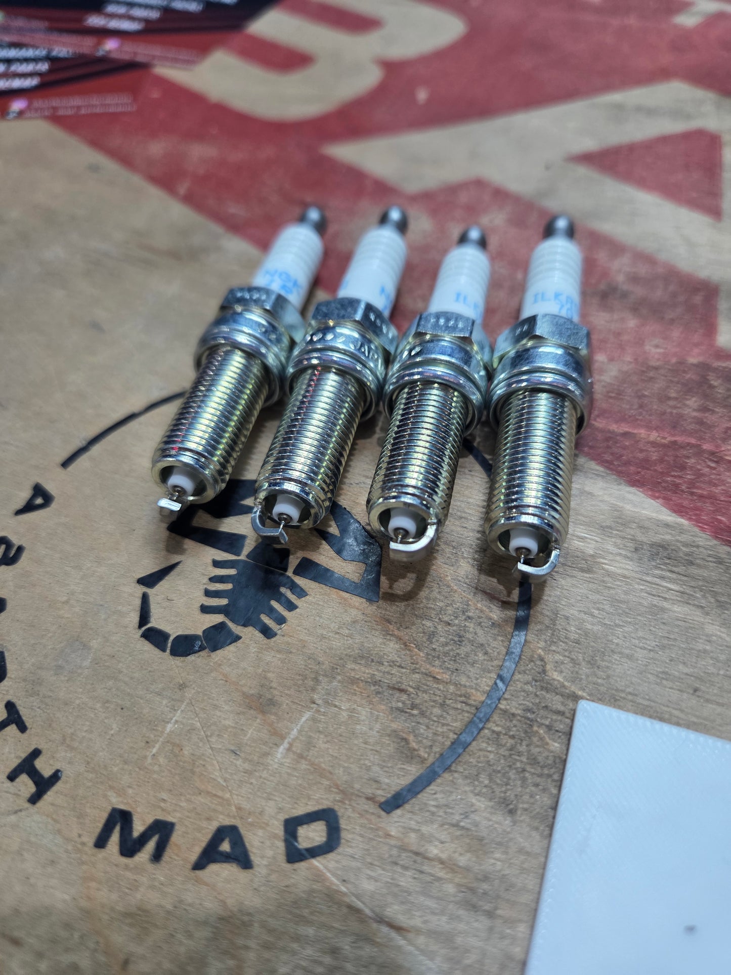 Hyundai i20n NGK Iridum Spark Plugs Bujías Frias