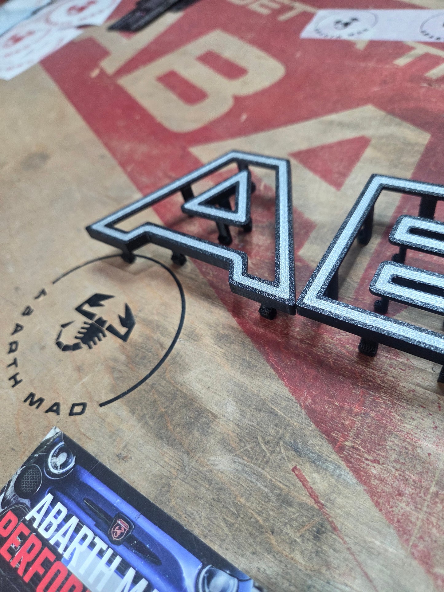 New!! Abarth 2016+ Restyling 3D Easy Fit Letras Clip Letters Front Bumper Grille Rejilla Delantera