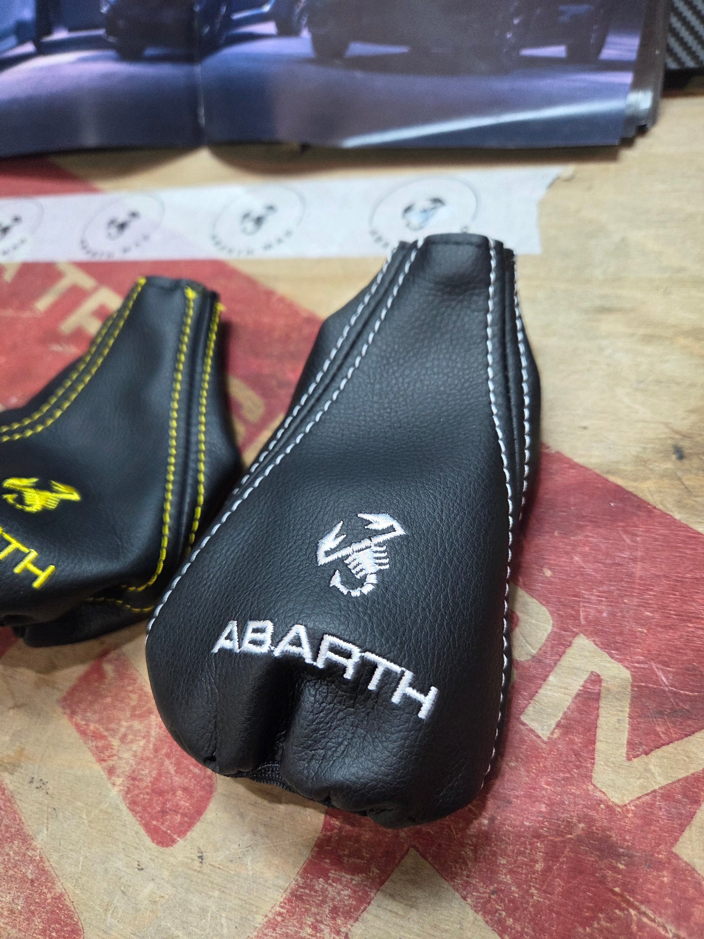 Abarth Knob Gear Cover Leather Fuelle Piel Cambio 🦂 ⚪️🔴🟡⚫️