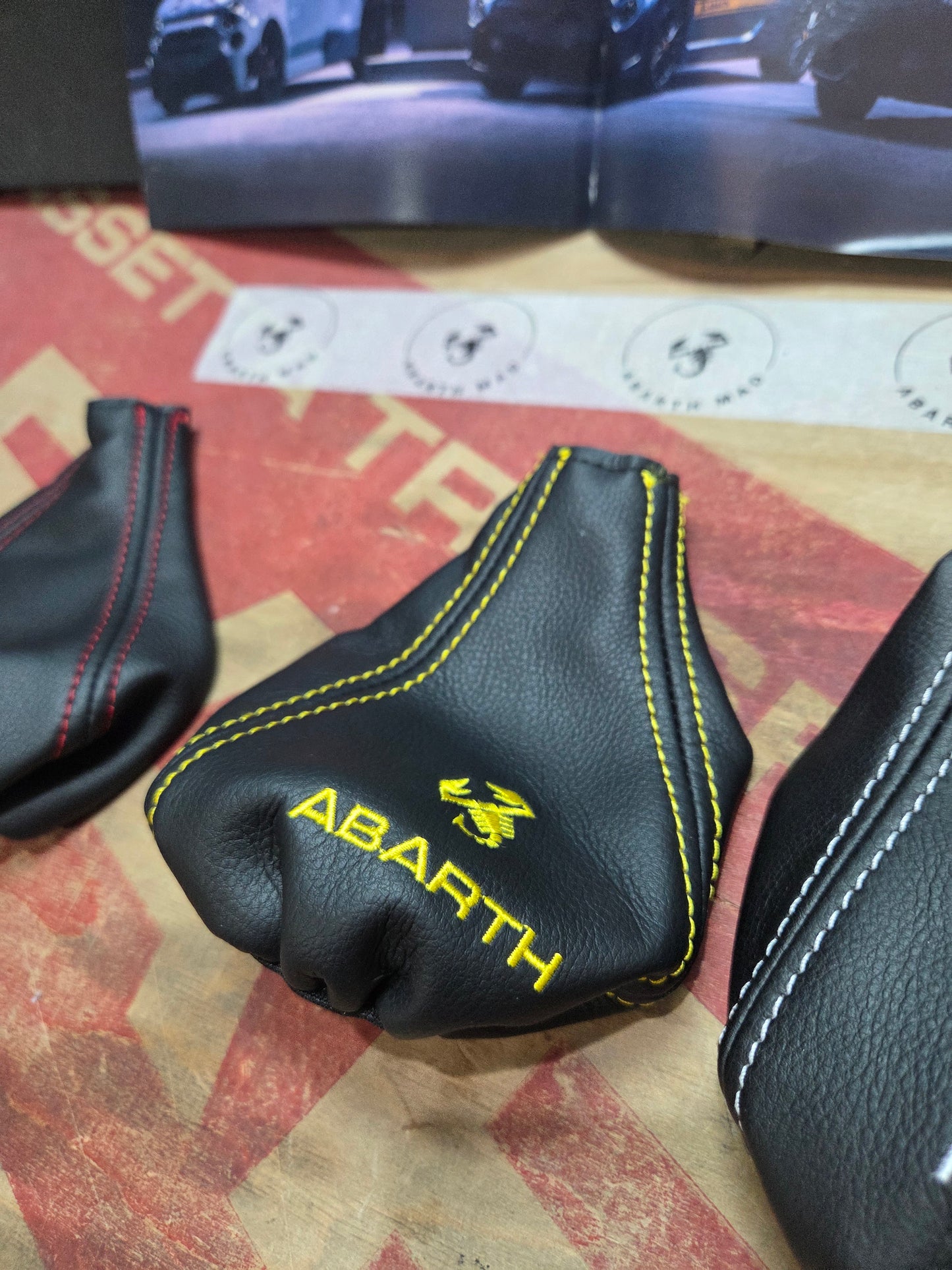 Abarth Knob Gear Cover Leather Fuelle Piel Cambio 🦂 ⚪️🔴🟡⚫️