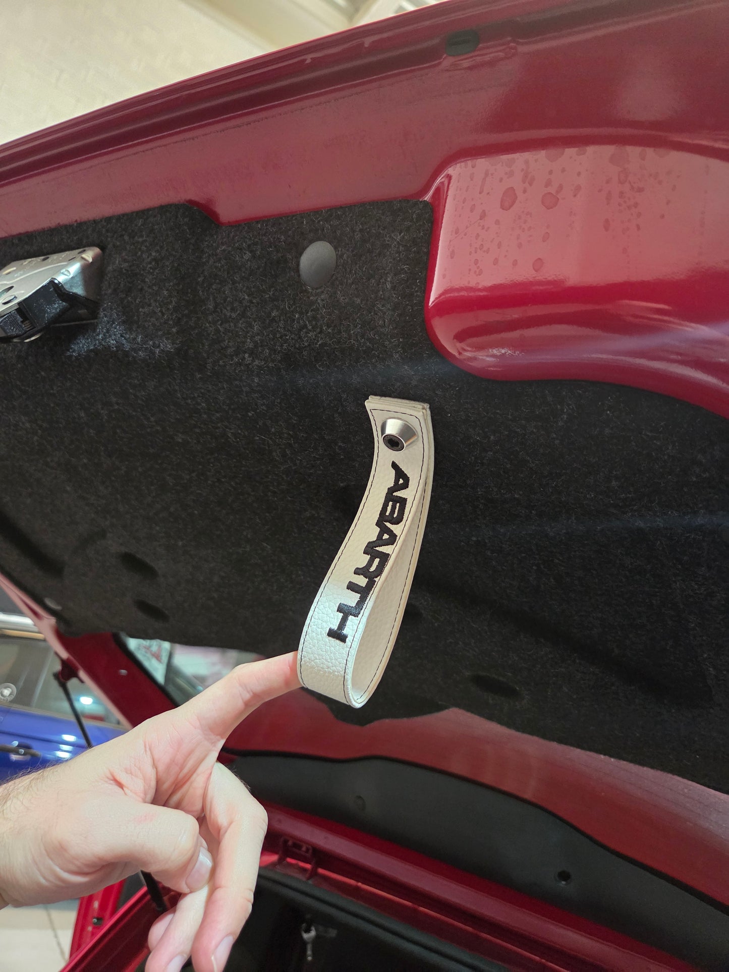 Abarth Fiat Trunk Baule Handle Tirador Maletero Piel Leather