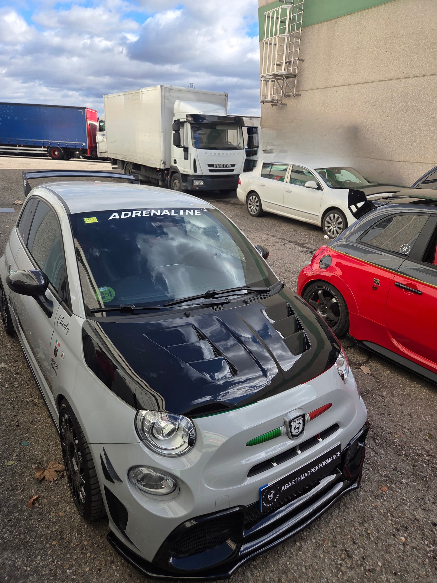 Abarth Hood Capó Performance Fibra Doble Salida Air Ducts