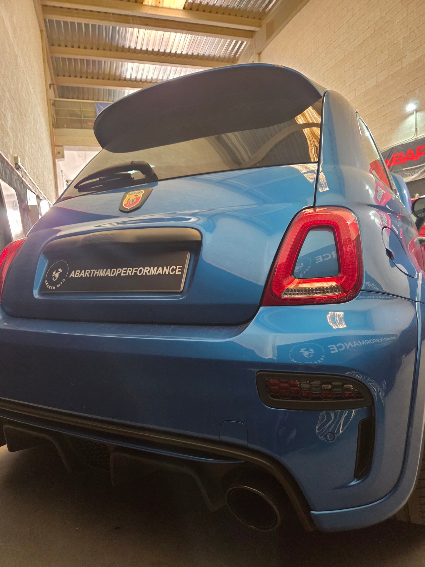 Abarth 2016+ Restyling Set Pareja (2) 3D Rear Reflector Bumper Cover Lights Rejilla Paragolpes Trasero