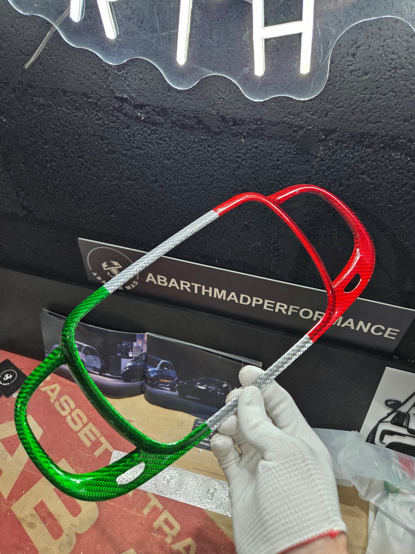 Abarth 2016+ Carbon Fiber Italia 🇮🇹 Restyling Nav Pantalla 7" Screen + Aireators Surround Cover