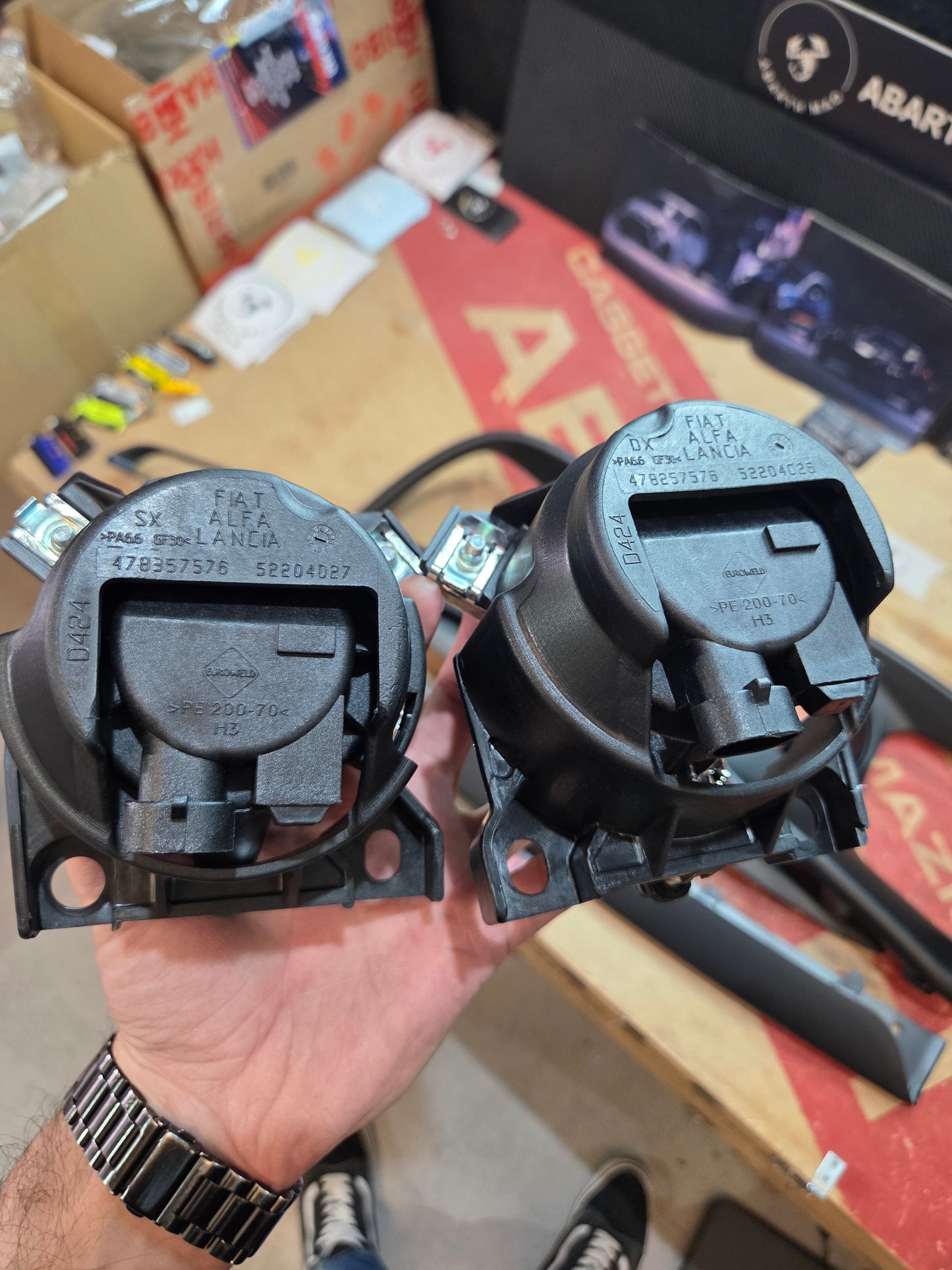 Fendinebbia anteriori Abarth 2008-2023 Fendinebbia originali OEM