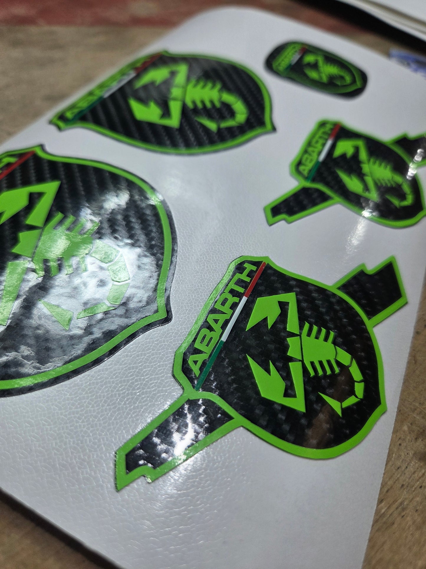 Abarth 500 Carbon Kit Logos Vinilo Emblemas Copri (5 vinilos)
