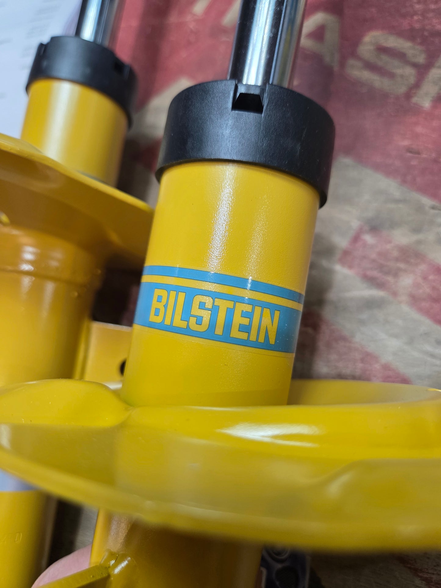 Abarth 500 Front (2) Shock Absorber Bilstein B8