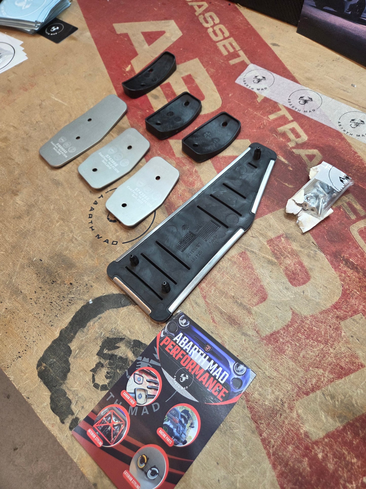 Abarth 500 Fiat All Models Manual ORIGINAL OEM Pedal Aluminium Footrest Pedales Aluminio Kit
