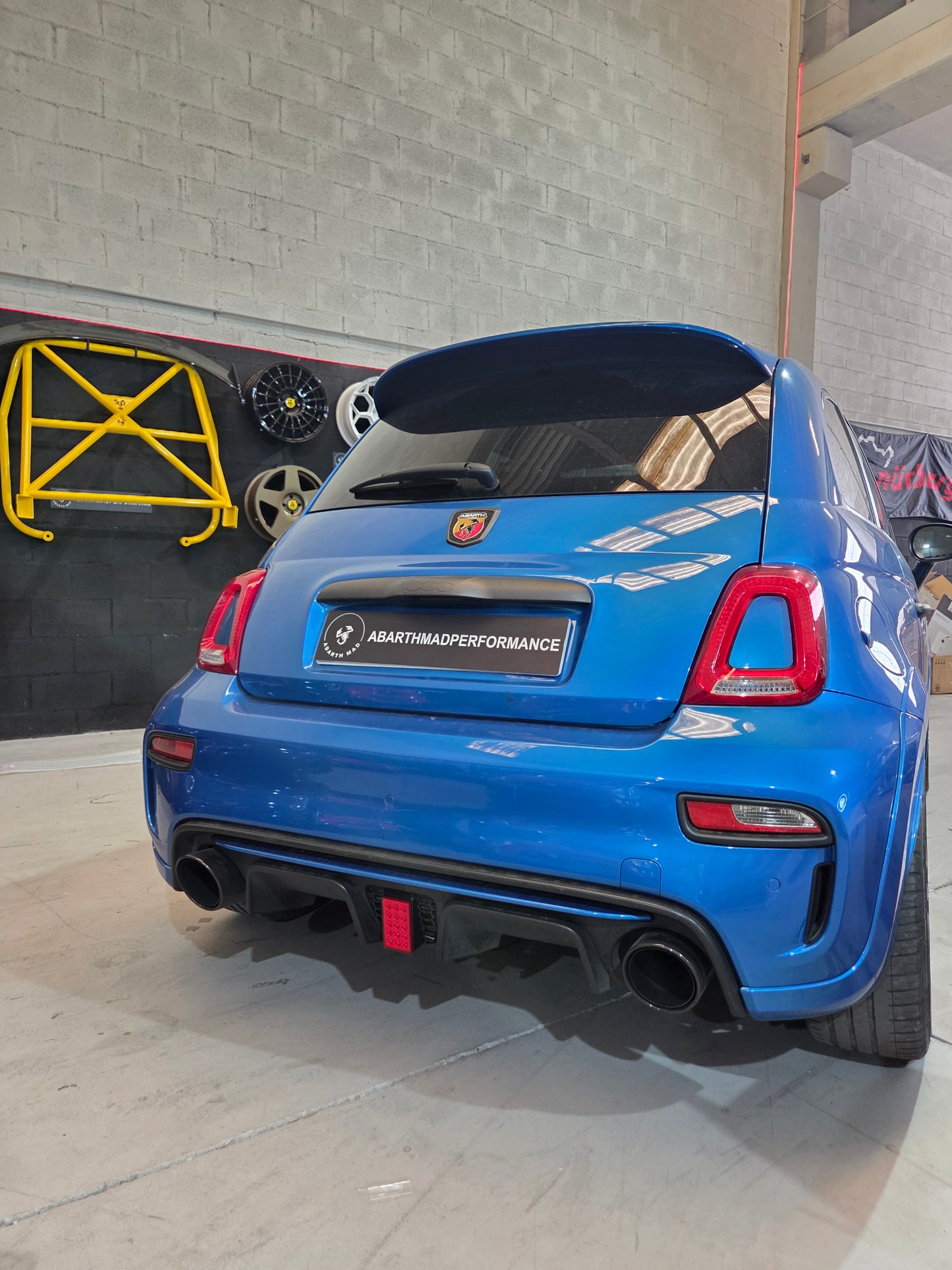 Abarth 2016+ Restyling F1 Style Diffusser Light with 3D grille Luz Difusor Rejilla Plug & Play