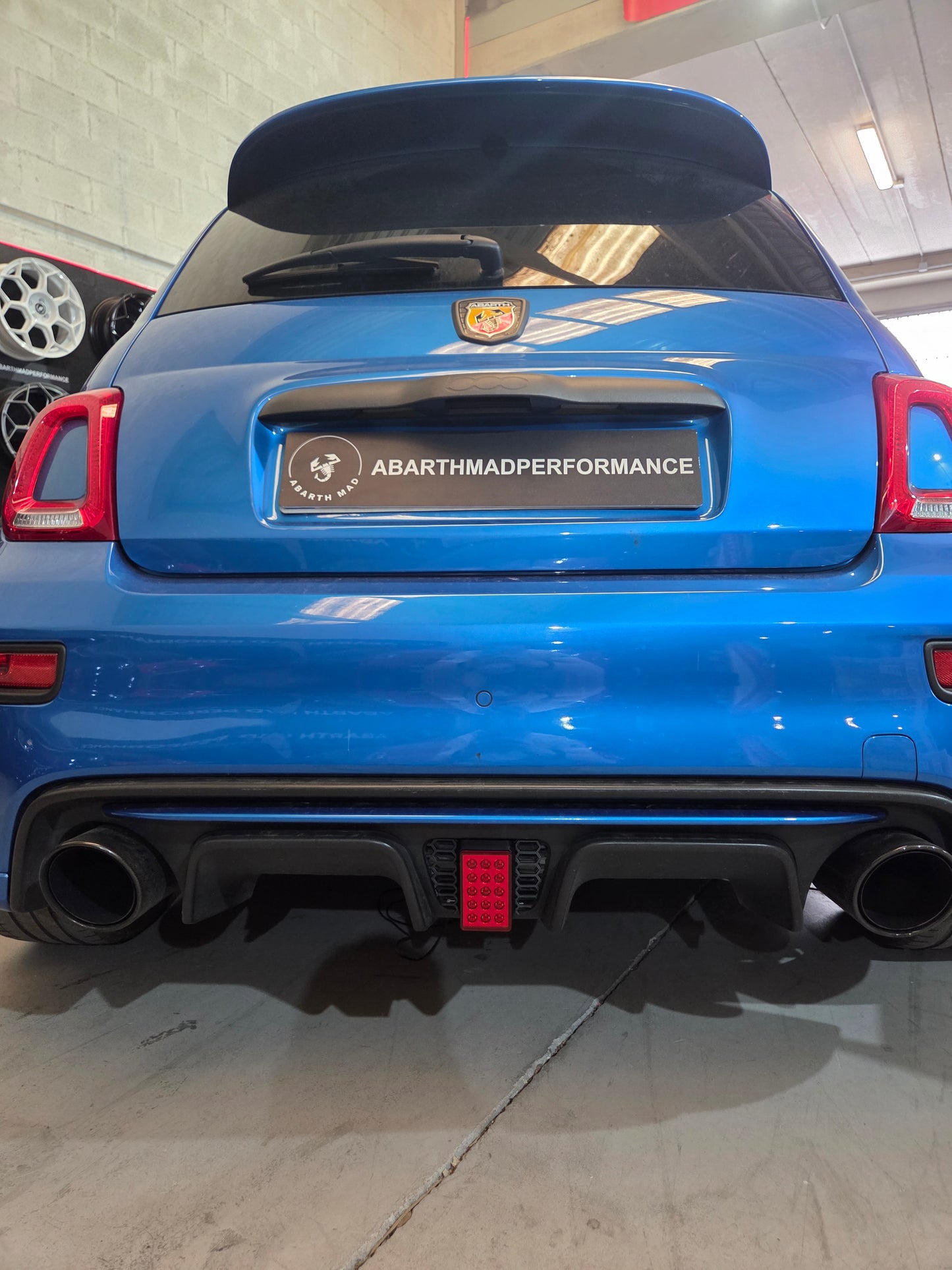 Abarth 2016+ Restyling F1 Style Diffusser Light with 3D grille Luz Difusor Rejilla Plug & Play