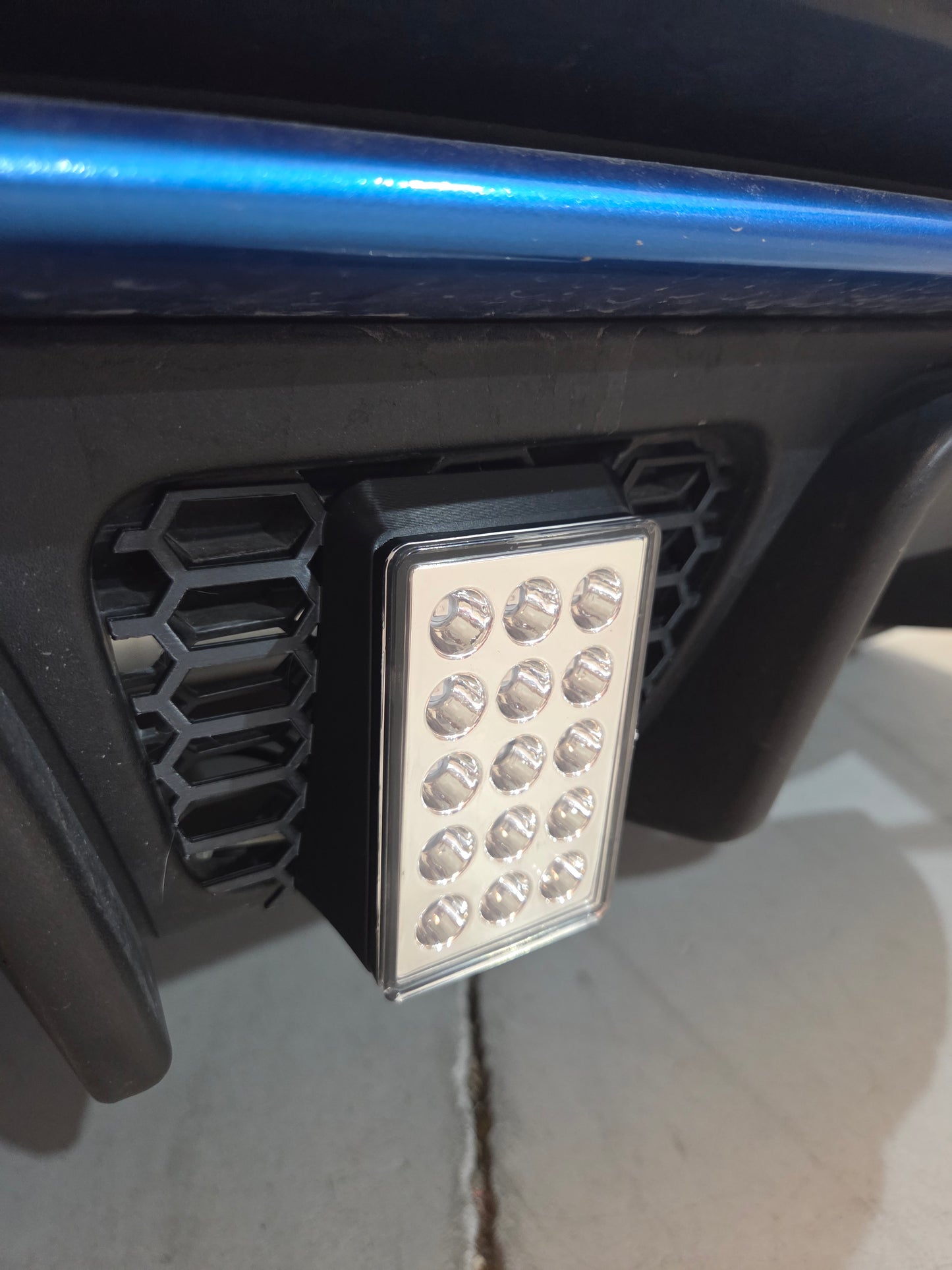 Abarth 2016+ Restyling F1 Style Diffusser Light with 3D grille Luz Difusor Rejilla Plug & Play