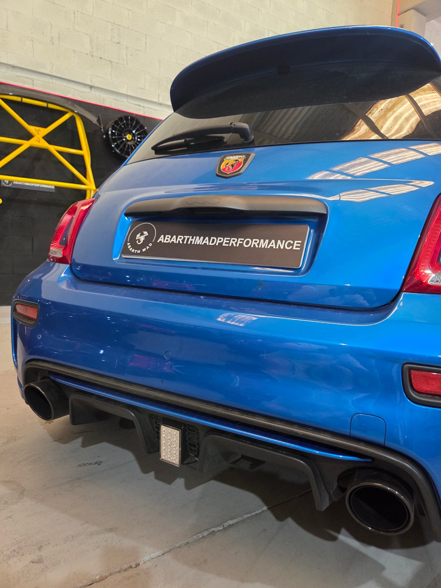 Abarth 2016+ Restyling F1 Style Diffusser Light with 3D grille Luz Difusor Rejilla Plug & Play