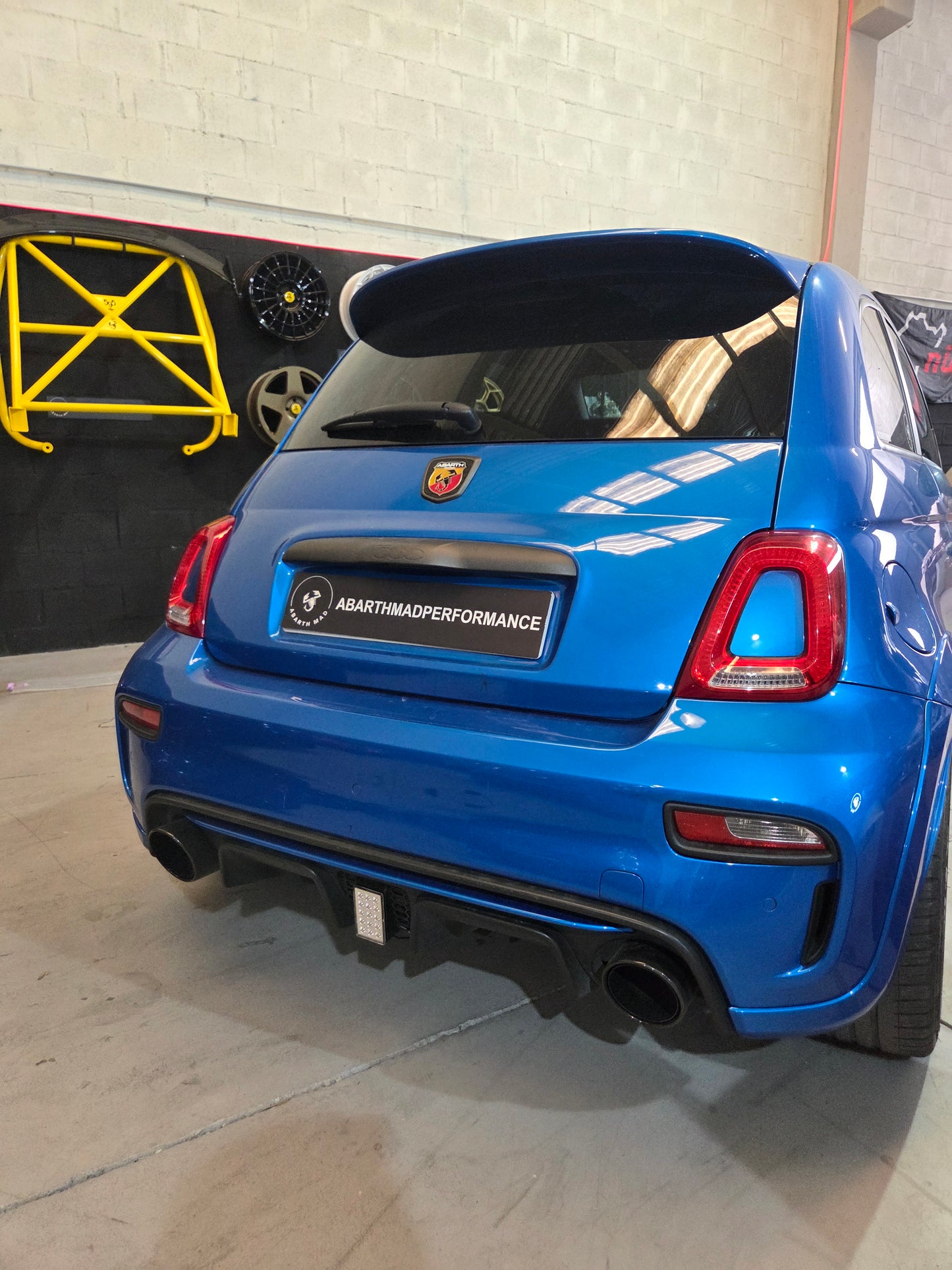 Abarth 2016+ Restyling F1 Style Diffusser Light with 3D grille Luz Difusor Rejilla Plug & Play