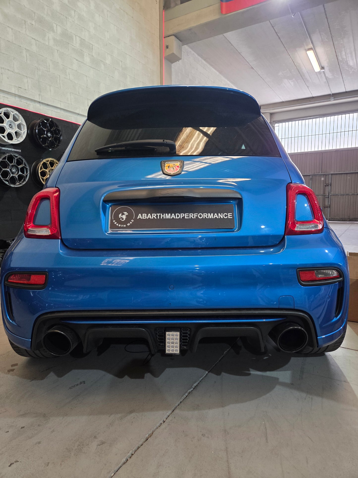 Abarth 2016+ Restyling F1 Style Diffusser Light with 3D grille Luz Difusor Rejilla Plug & Play