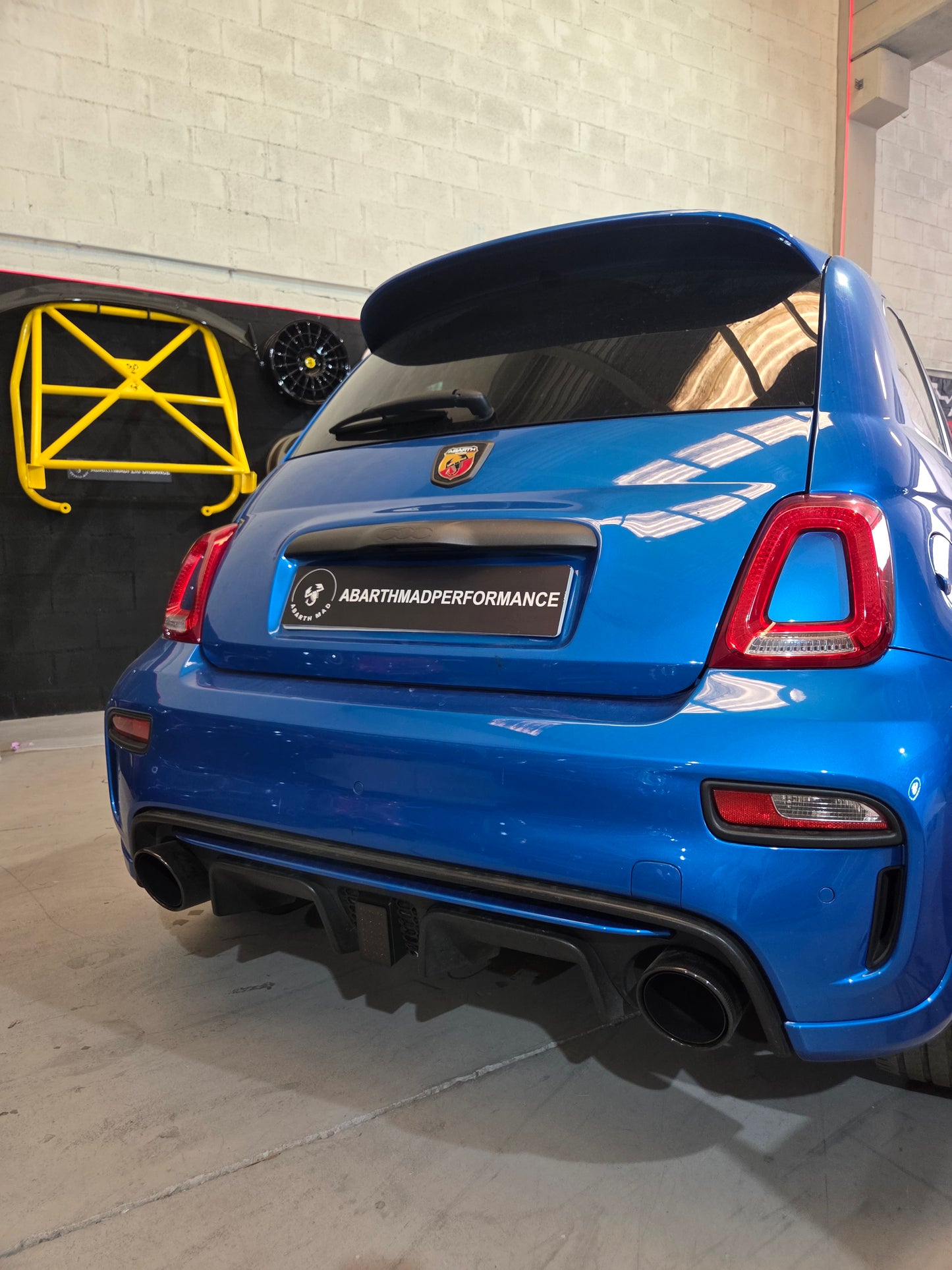 Abarth 2016+ Restyling F1 Style Diffusser Light with 3D grille Luz Difusor Rejilla Plug & Play