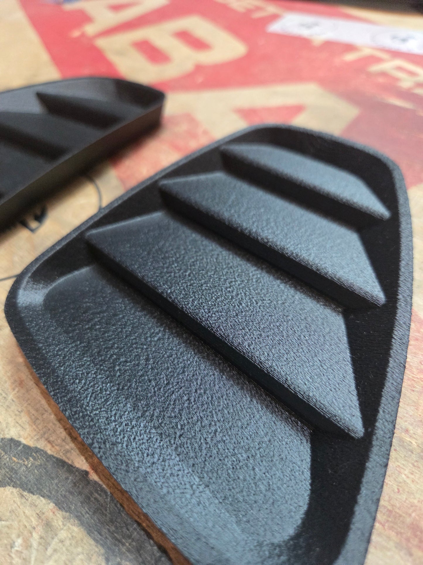 Abarth 2016+ Restyling Cover Faros Traseros Estillo Rejilla Rear Tail lights Insert Cover Black Gloss, Matt or Carbon