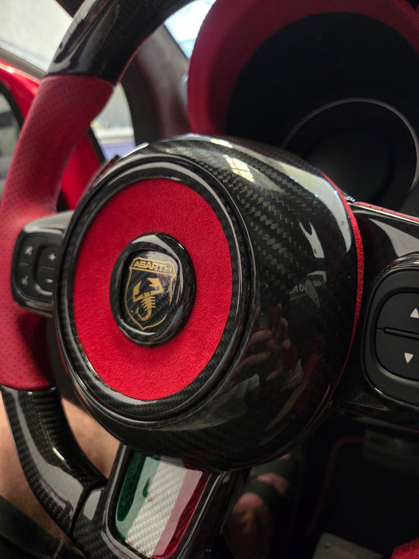 Abarth 2016+ Restyling Carbon Fiber Airbag Steering Wheel Cover Fibra de Carbono Volante