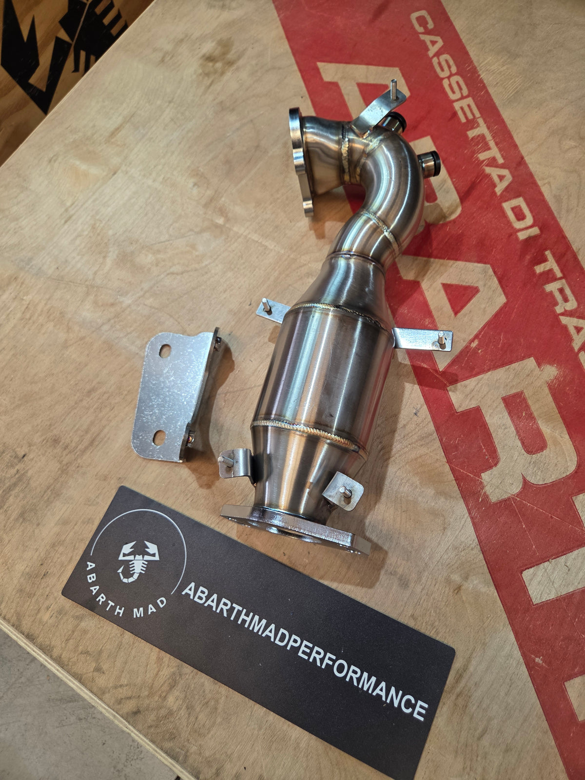 Abarth Fiat Alfa Tjet Multiair TD04 Cat 200 Cell Downpipe Catalizador 200 Celdas