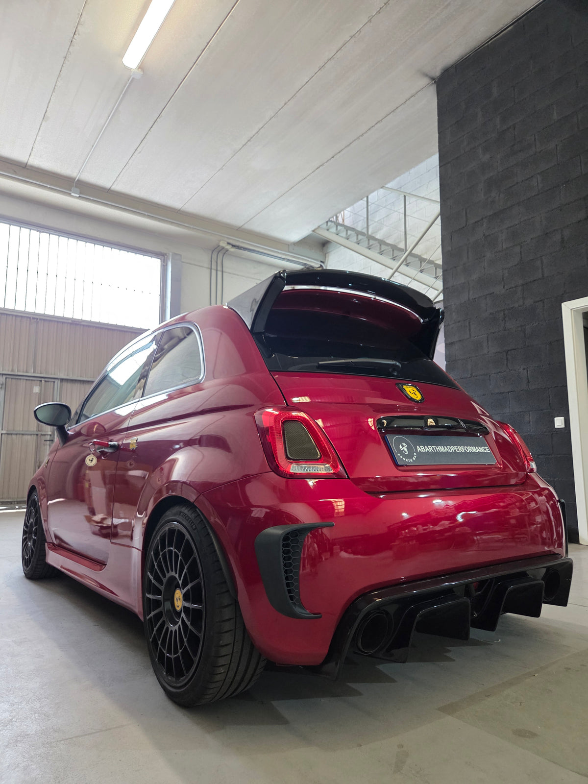 Exclusive!! Abarth 500 All Model Carbon Fiber Spoiler Japan Style Spoiler Wing