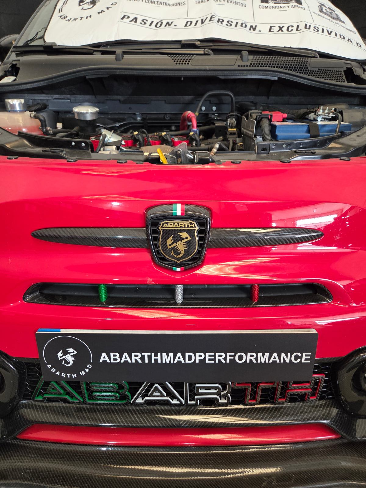Abarth 500 All Model 100% Real Carbon Fiber Emblem Logo Cover Italian Flag Gloss Design Emblema Delantero Bandera 🇮🇹
