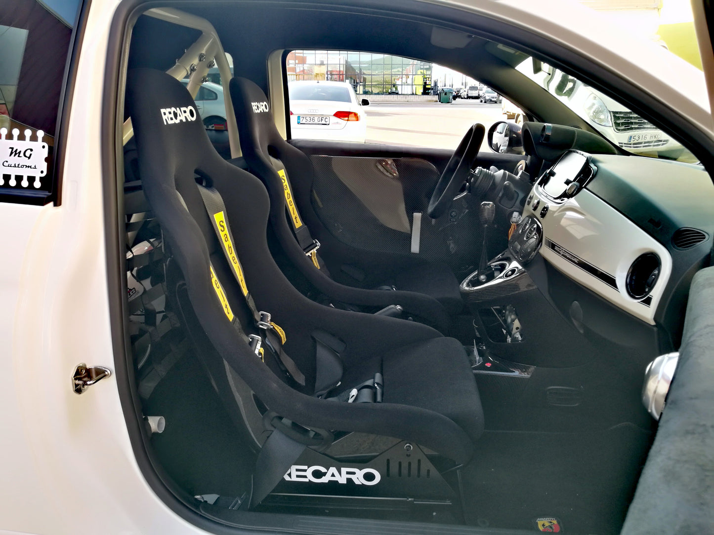 Abarth Arneses Sabelt Harness Rojos o Negros 🔴⚫️ 4 puntos