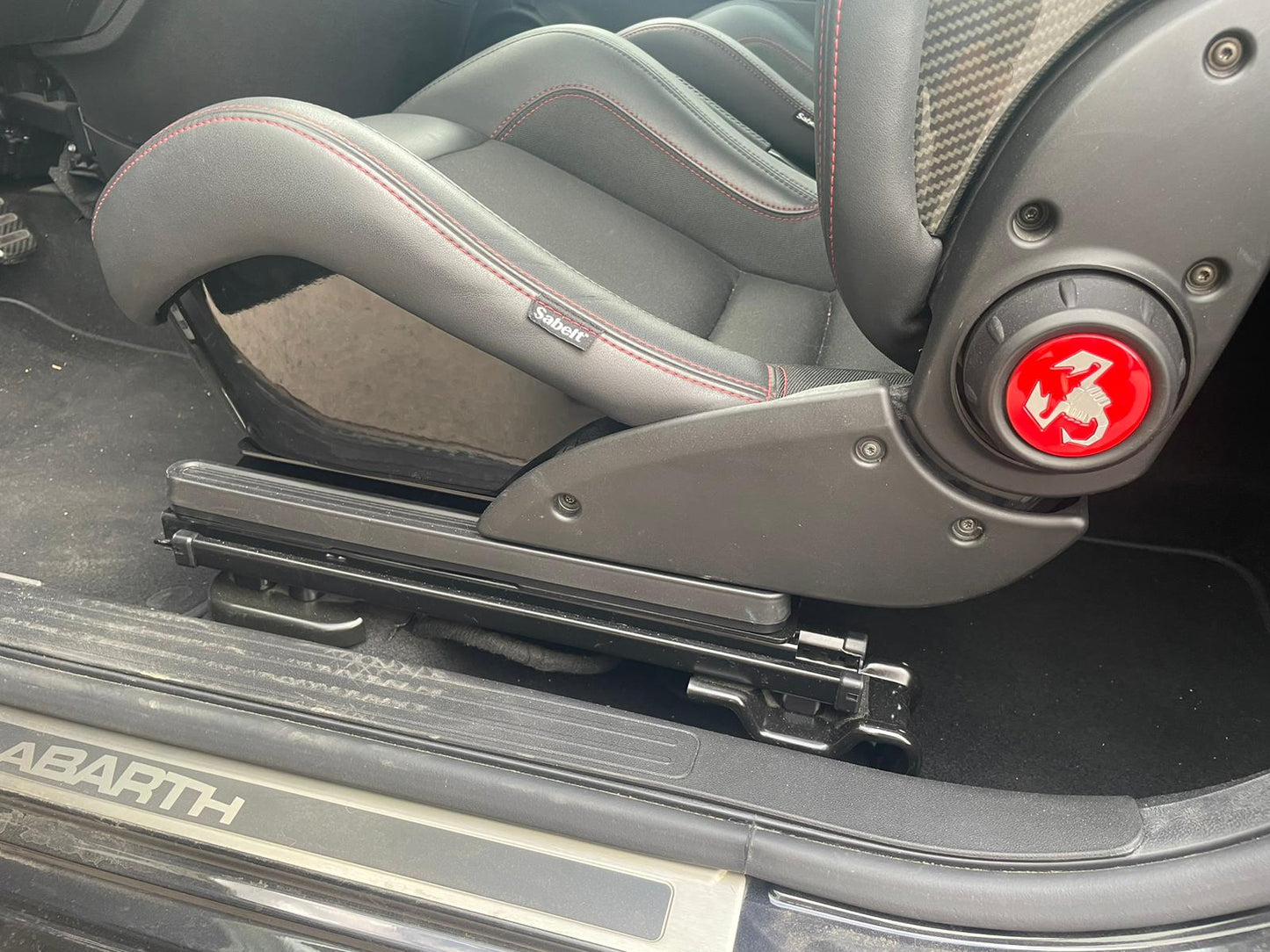 Abarth Kit Staffe Abbassamento Sabelt Basi Ridotte