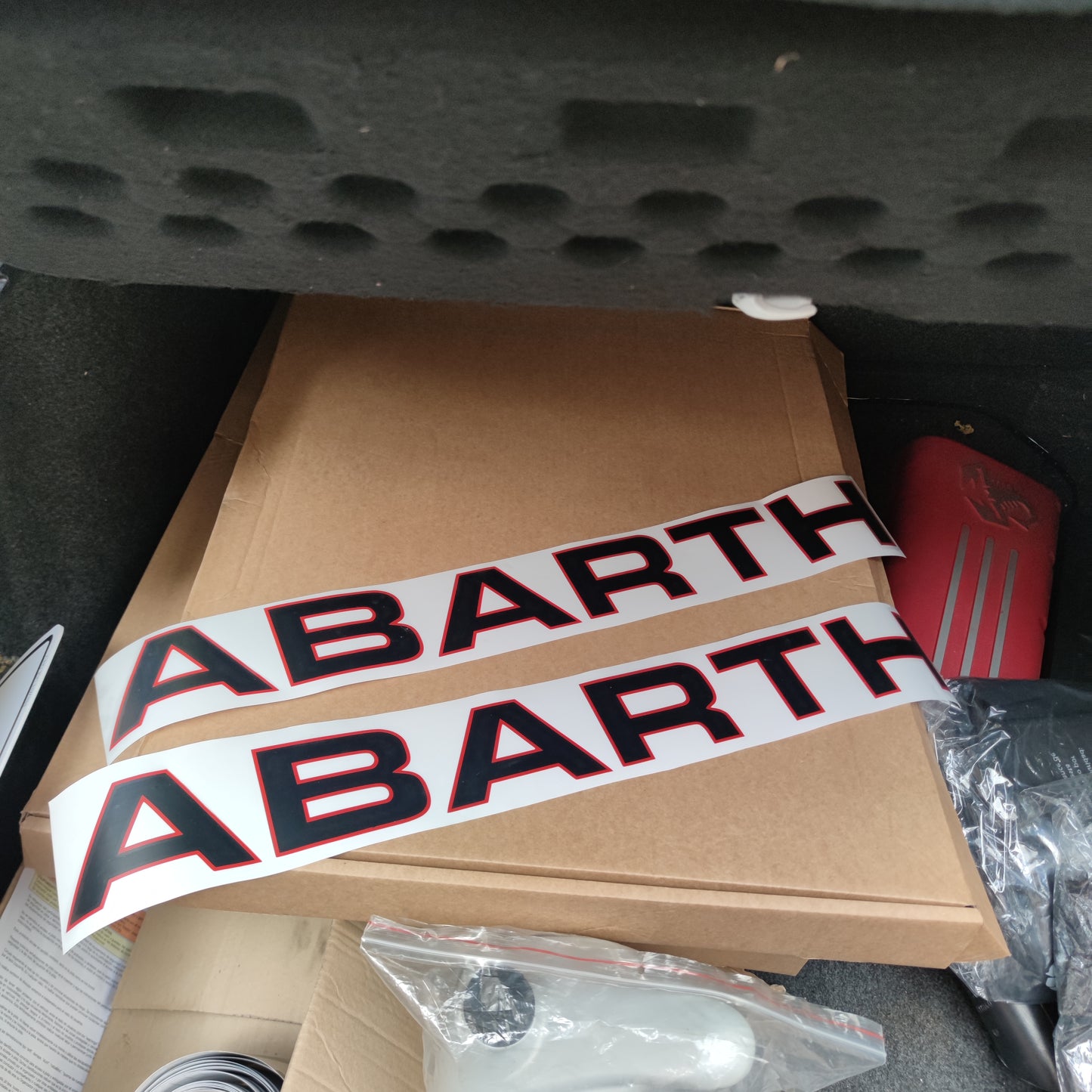 Lettere 70° Anniversario personalizzabili in vinile per portiere Abarth