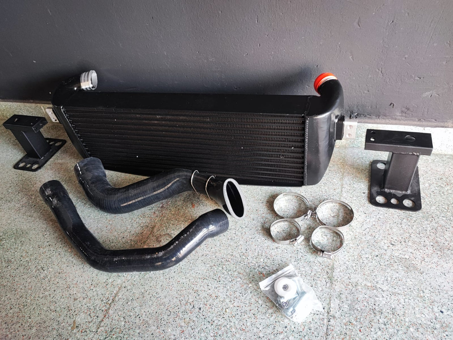 Abarth Intercooler Wagner Type Anteriore 8,6 litri Nero (Solo Manuale)