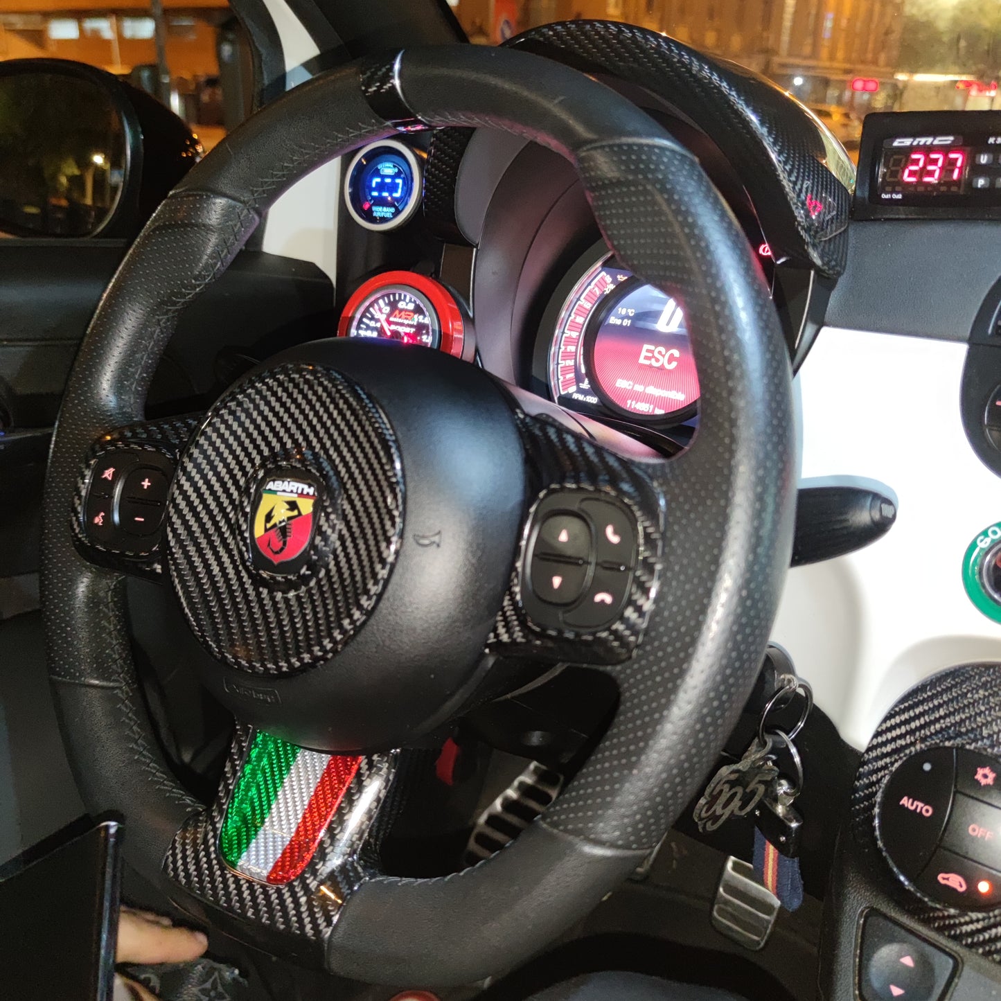 Abarth Cúpula Cupolino Fibra de Carbono Cover Dash Speedo